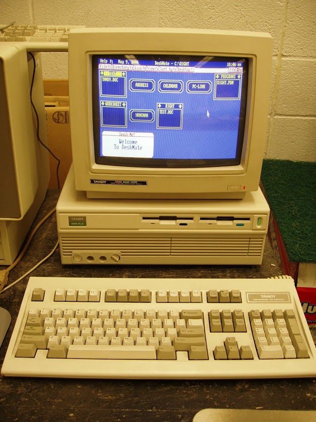 Tandy 1000 RL Tandy 1000 TL 2.JPG